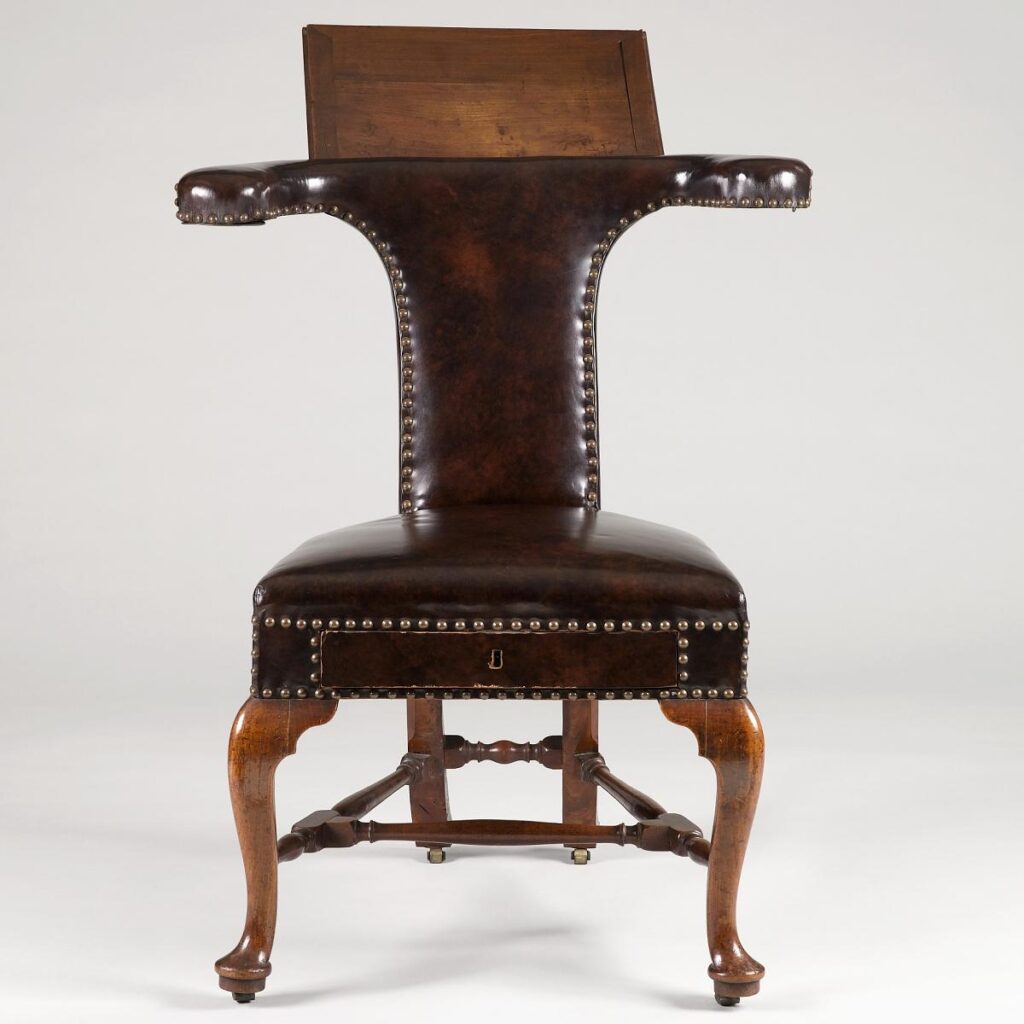 a red ornate chair